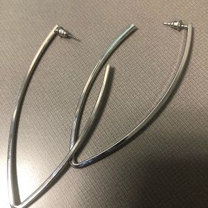 MAKE OFFER! V SHAPE SILVER EARRINGS